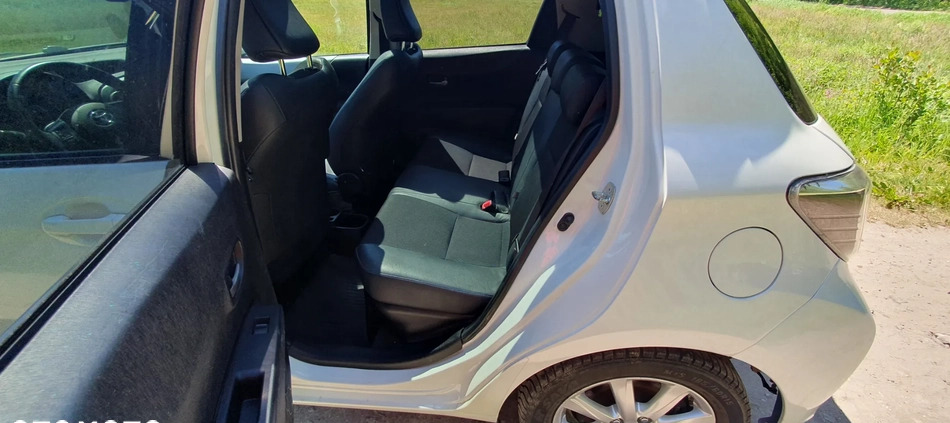 Toyota Yaris cena 29900 przebieg: 148000, rok produkcji 2013 z Białobrzegi małe 56
